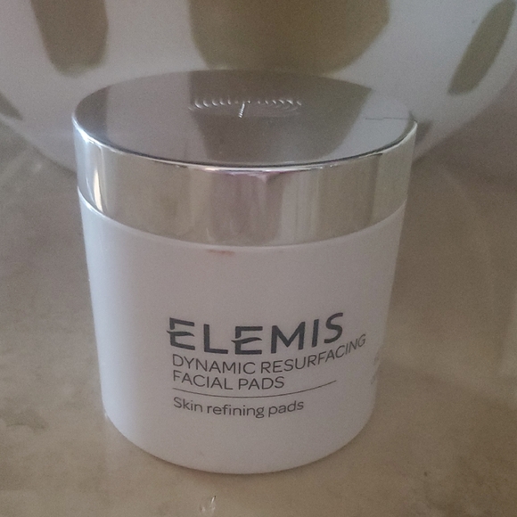 ELEMIS Dynamic Resurfacing Facial Pads - Picture 1 of 3